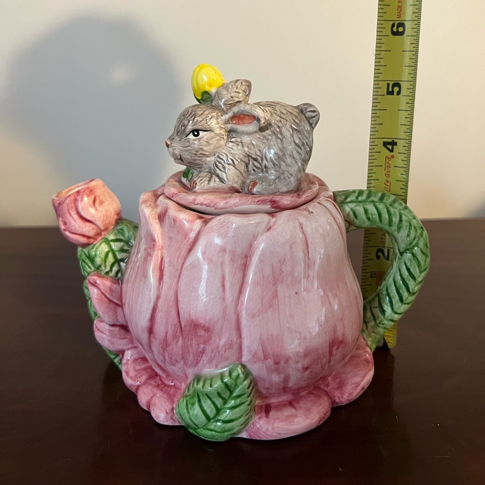 Pink Decorative Rabbit Teapot - Picture 4 of 7